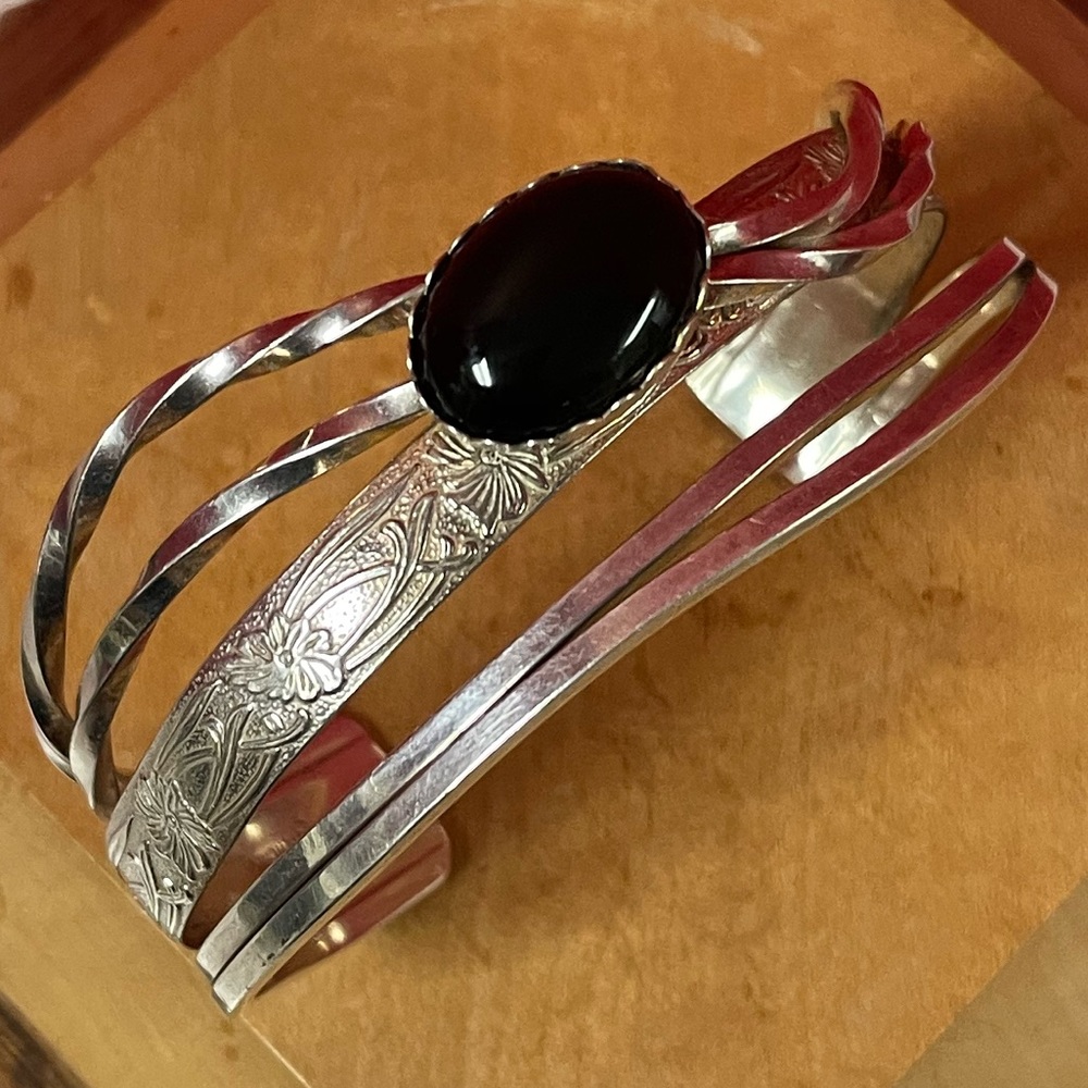 Pretty Silver and Onyx Cuff Bracelet.
